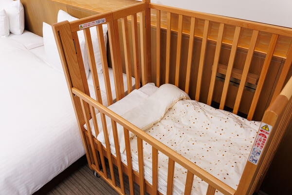 ベビーベッド