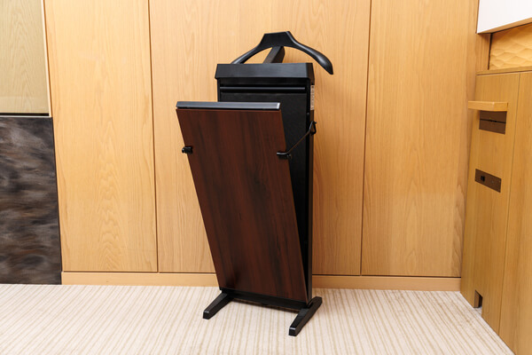 ズボンプレッサー