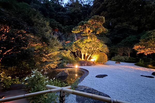 鎌倉　ホテル　観光　報国寺　竹寺　夜　ナイトイベント　拝観